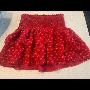 Forever 21 Light Ruffled Skirt w Red Pattern - M